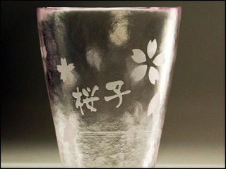 80w cnc laser engraving router machine in glass decoration